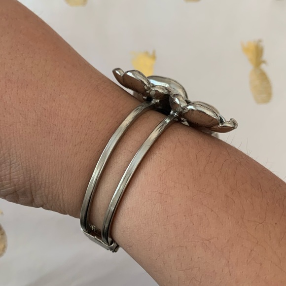 hinge bangle - Picture 4 of 4